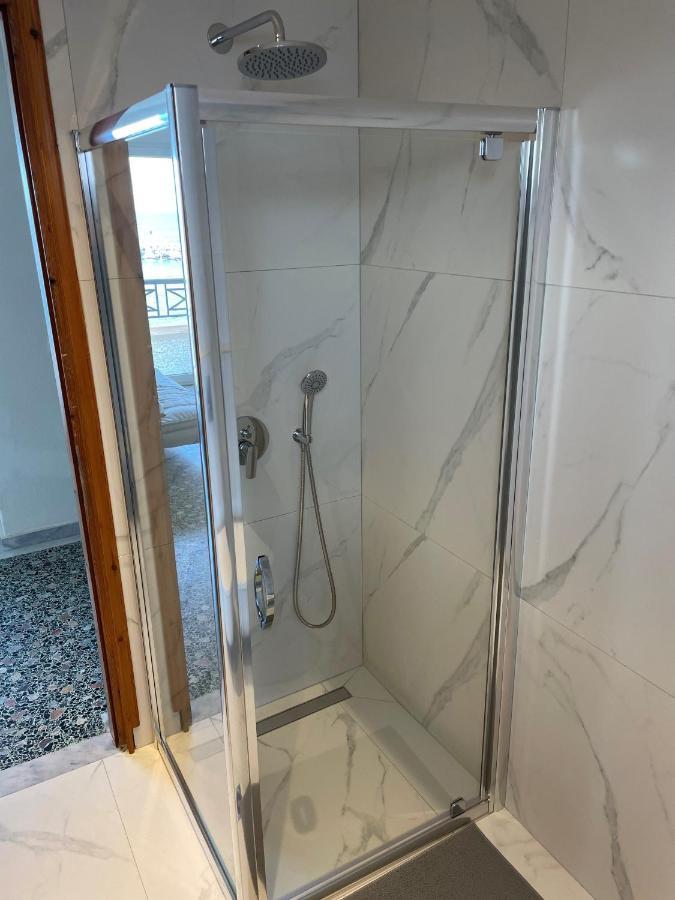Elvetia Villa Potos Exteriör bild
